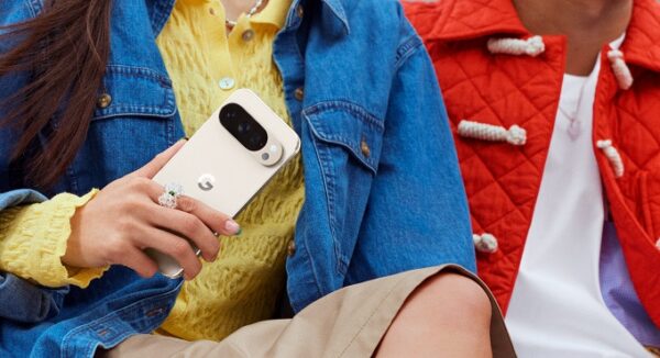 Noile Google Pixel 10 de la Google: funcționalități noi în zona de AI, fotografie și cel mai puternic procesor marca Google