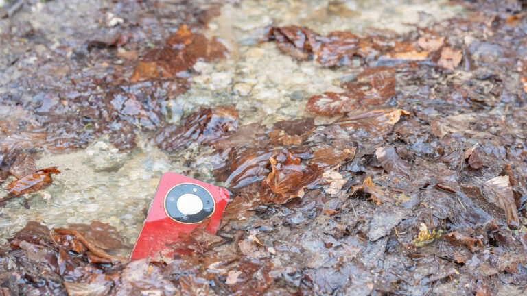 Parteneriatul HONOR și Salvamont Zărnești: tehnologia devine un aliat esențial pentru siguranța montană