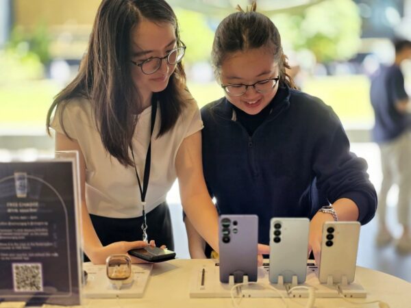 Seria Samsung Galaxy S26 și seria Galaxy Buds4 sunt acum disponibile la nivel mondial