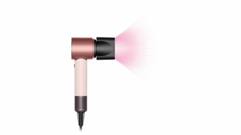 Dyson lansează Supersonic™ Travel: mai ușor, mai compact, fără compromis de performanță